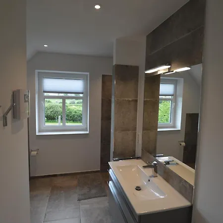 Stadthaus 4, Inkl 1 Parkplatz ブルク・アウフ・フェーマルン