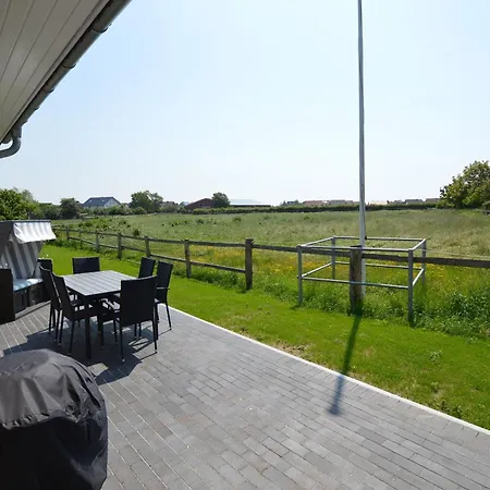 Stadthaus 4, Inkl 1 Parkplatz 別荘 ブルク・アウフ・フェーマルン